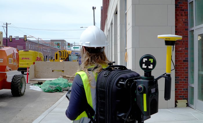 EXYN-nexys-backpack-da2-2026